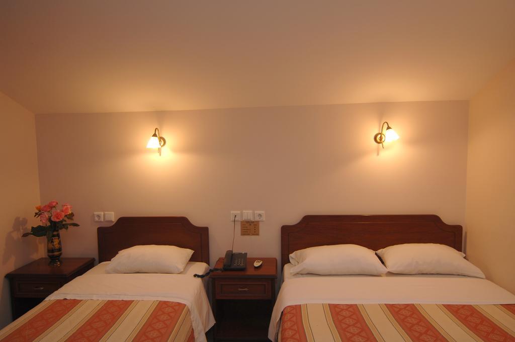 Kalipso Hotel Paralía Екстериор снимка